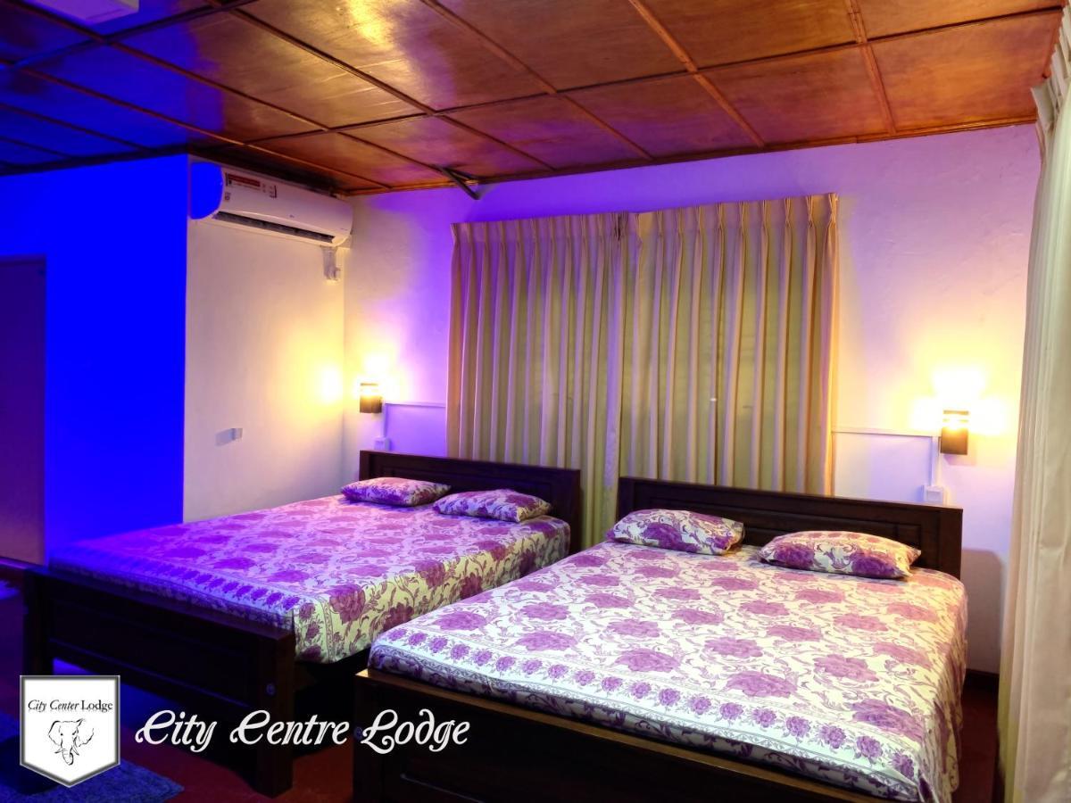 City Centre Lodge Ponnarankulama Zewnętrze zdjęcie