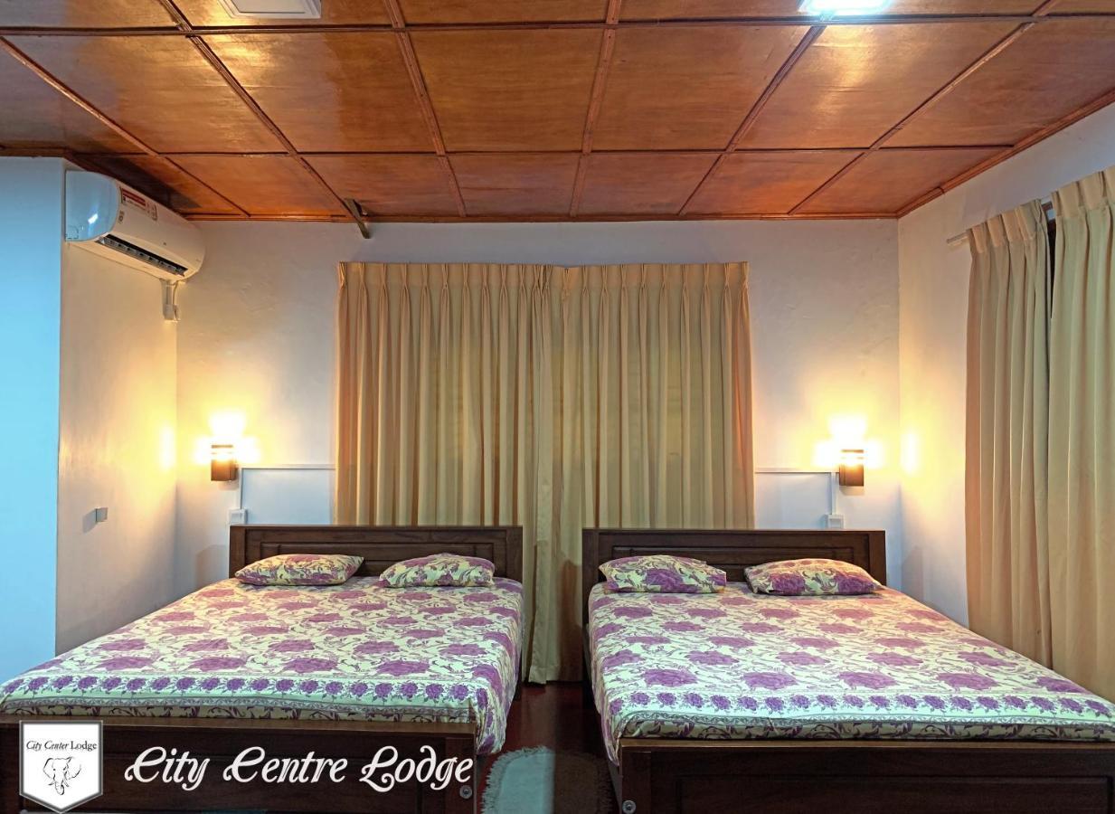 City Centre Lodge Ponnarankulama Zewnętrze zdjęcie